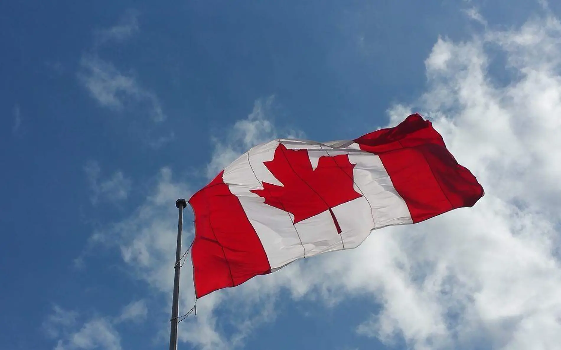 canadian-flag-4414905_1280