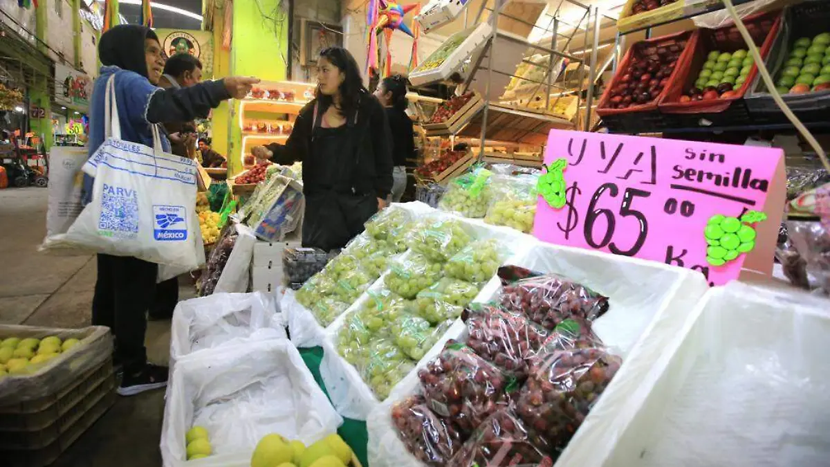 Uvas verdes, las que más se consumen en año nuevo 