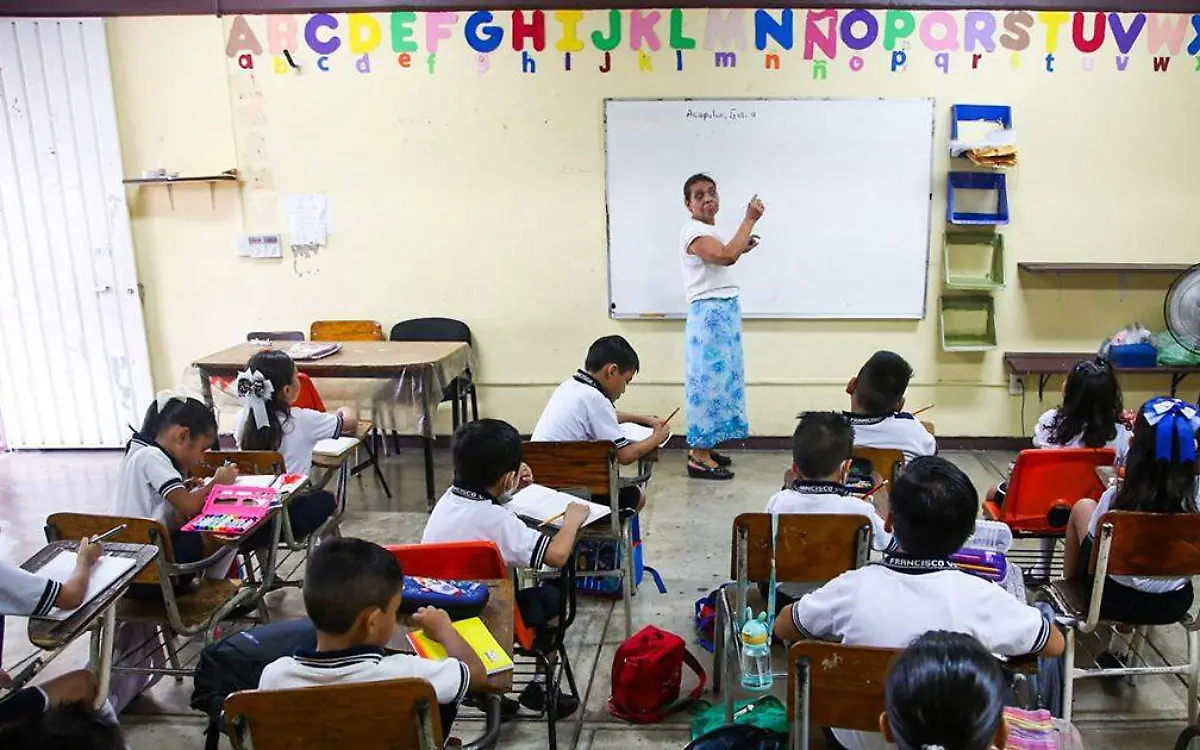Después de las fiestas patrias los puentes se acabaron durante algunas semanas tanto para trabajadores como para estudiantes