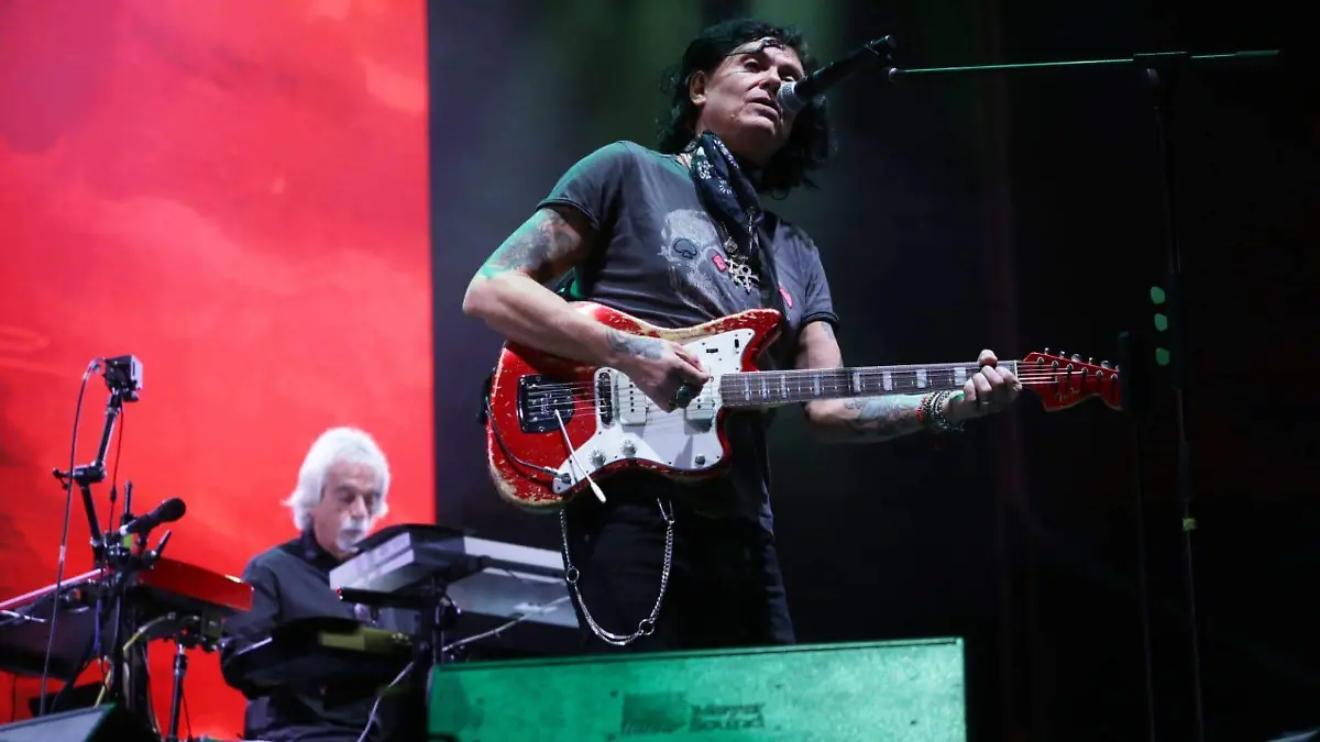 Se presenta Caifanes  en el Tecate Comuna 2023 en al explanada del foro Cholula