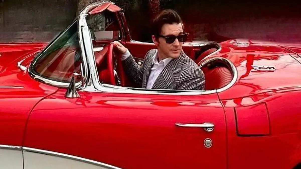 Drake Bell aprovecha el Buen Fin en supermercado de México y no logra pasar desapercibido