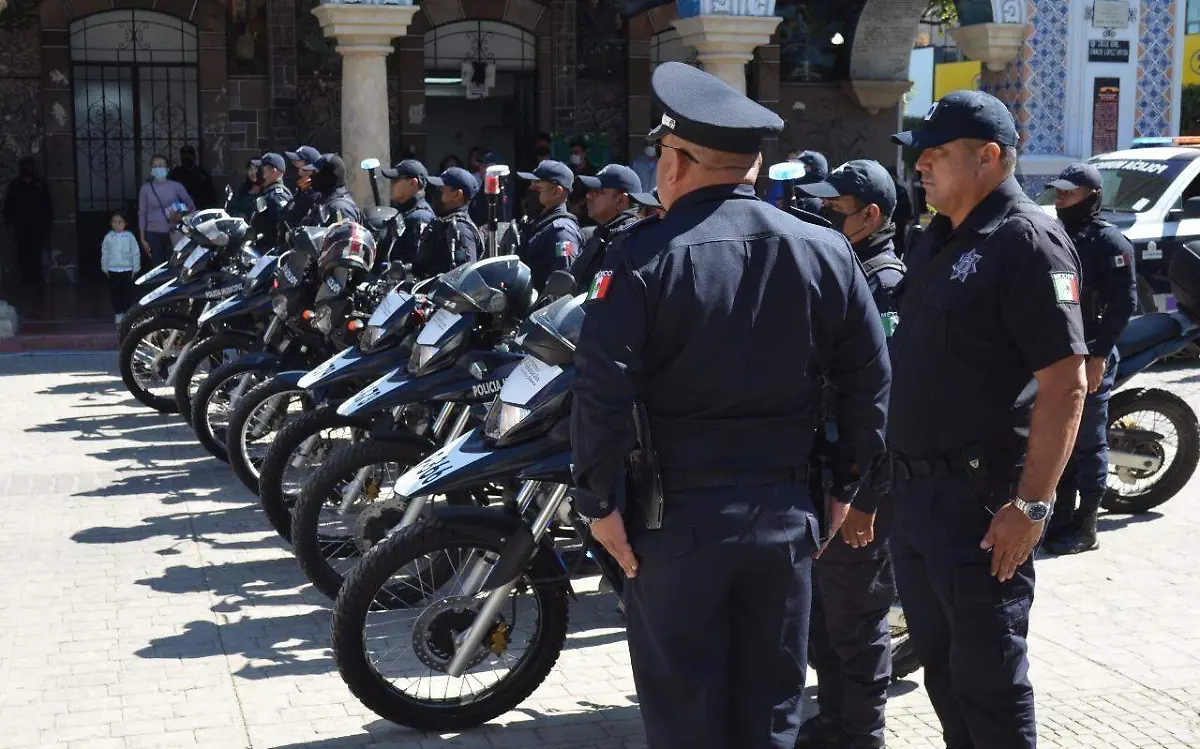POLICIAS TEHUACAN 01 JAJ