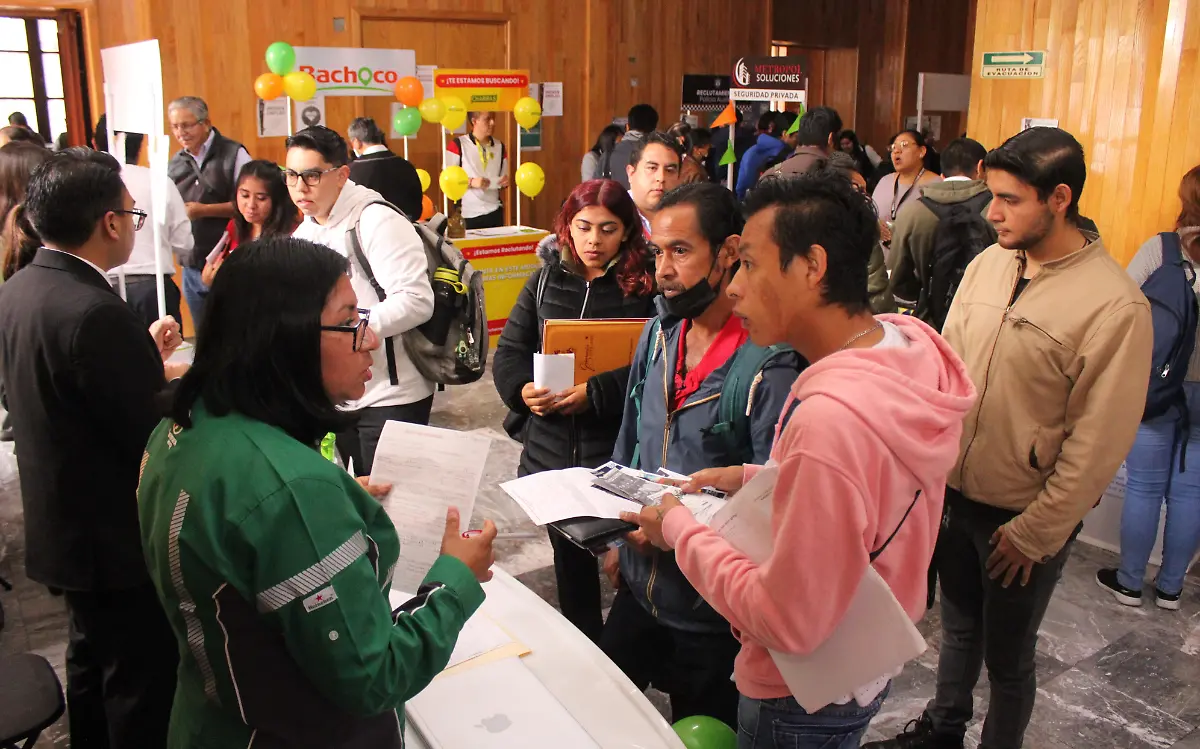 FERIA DEL EMPLEO-EL SOL DE PUEBLA JULIOCM 121023 (150)