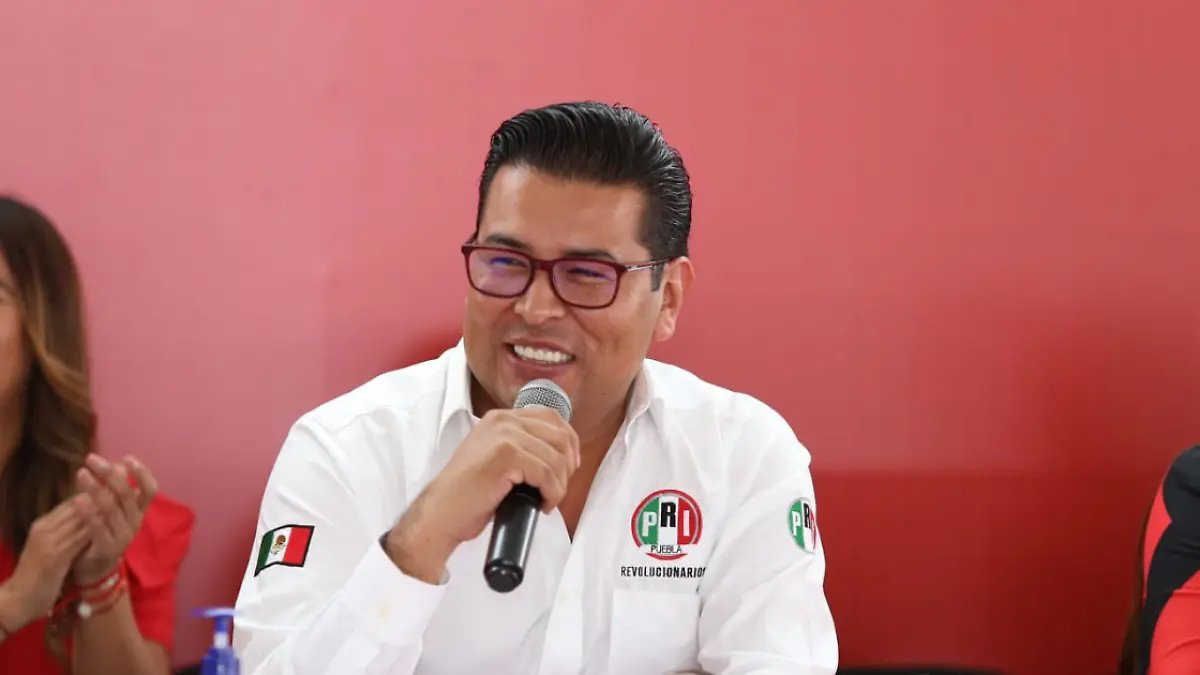 Néstor Camarillo regresa a la dirigencia estatal del PRI