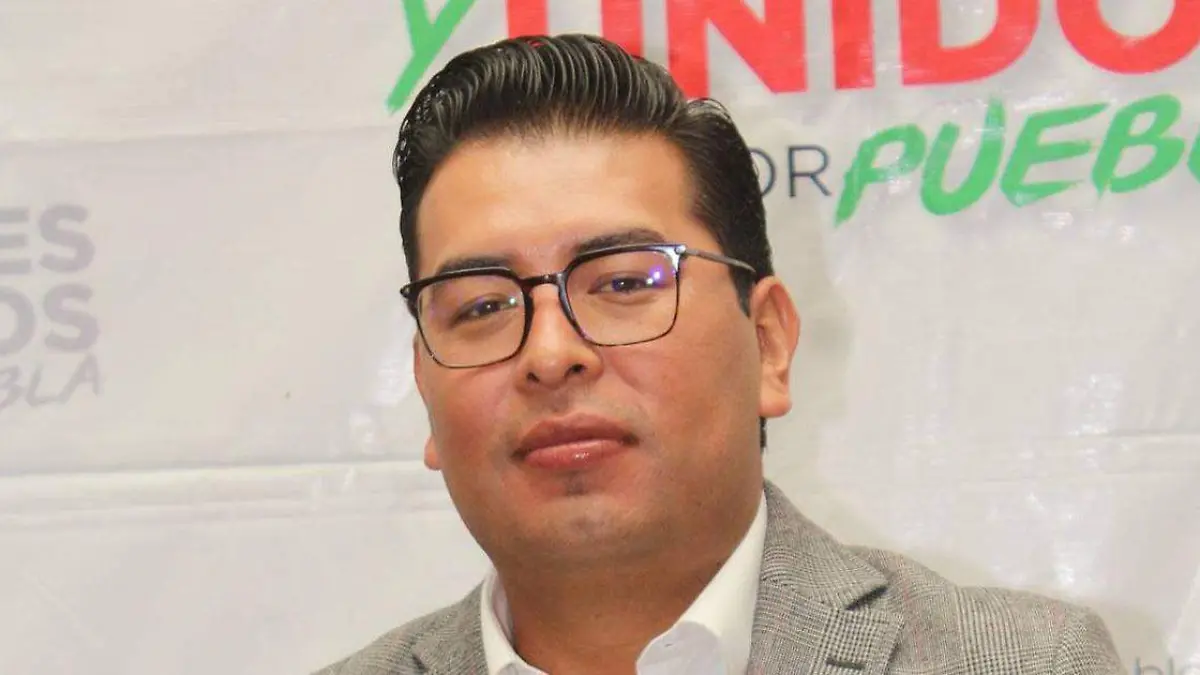 Néstor Camarillo Medina, senador electo de la República