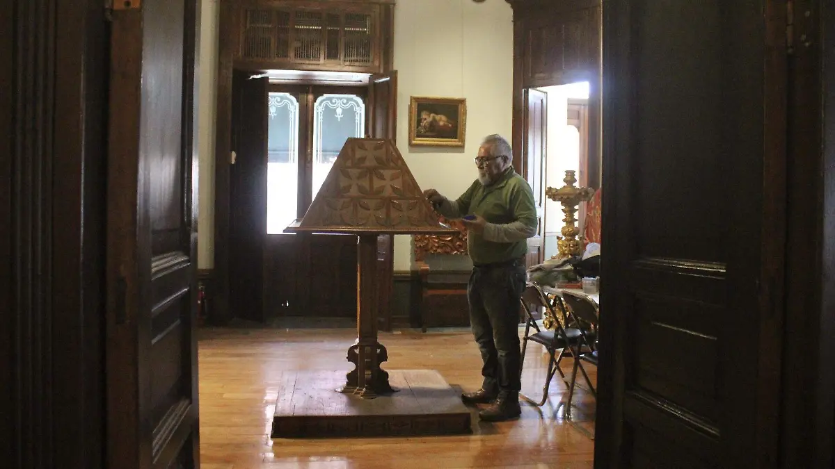 Un ángel custodio del patrimonio histórico de Puebla