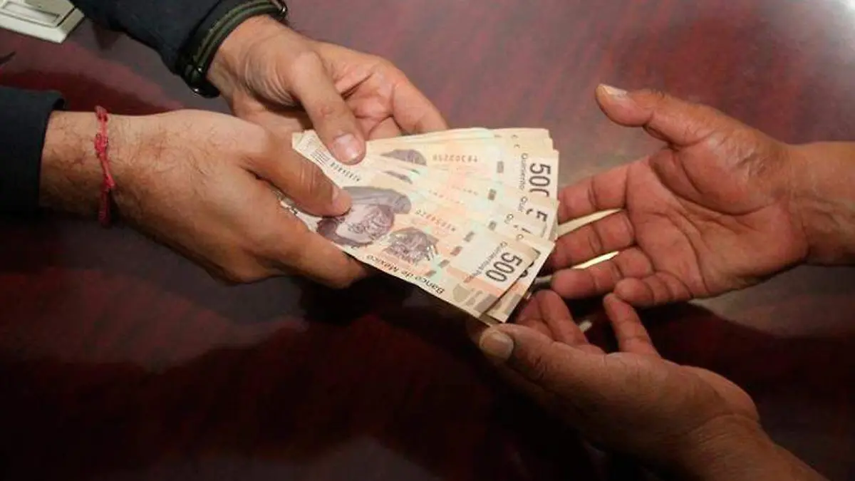 obtuvo una deuda de  70 mil pesos por solicitar diversos préstamos
