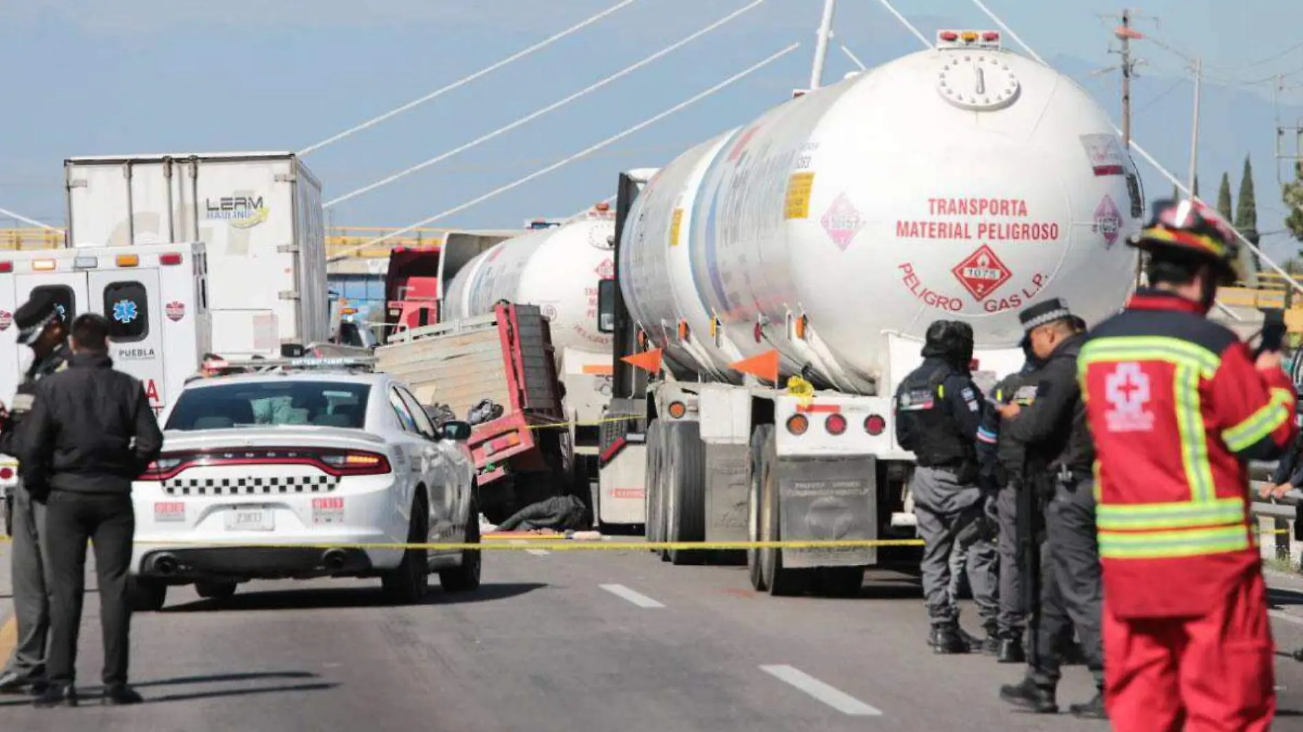 Accidente-en-la-Puebla-Orizaba-deja-dos-muertos-y-nueve-heridos