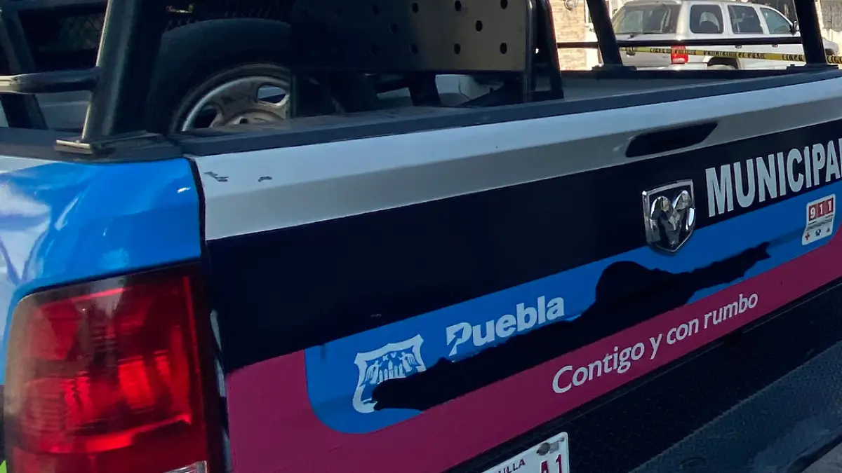 Dos hermanos fueron apuñalados por un motociclista en plaza comercial