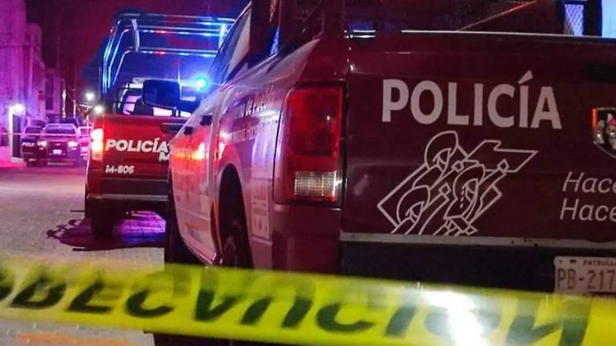 Familia es citada en Santa Ana Xalmimilulco para comprar un vehículo y les roban 60 mil pesos 