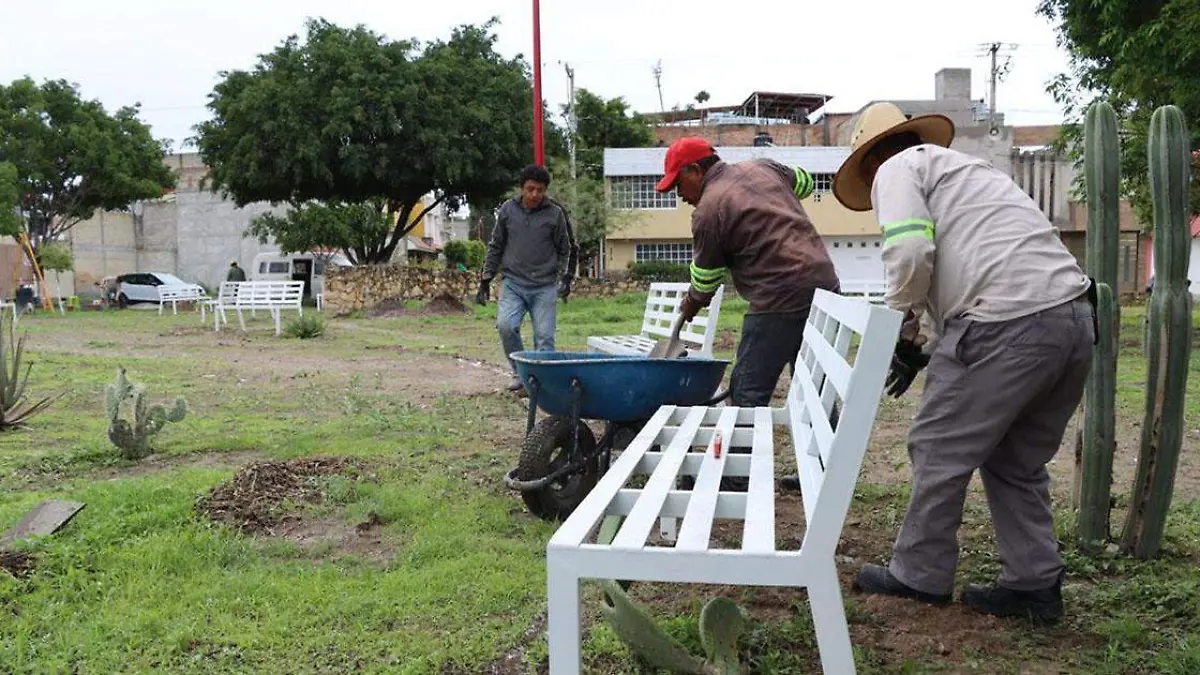 Tehuacán realiza la rehabilitación y embellecimiento de parques y áreas recreativas