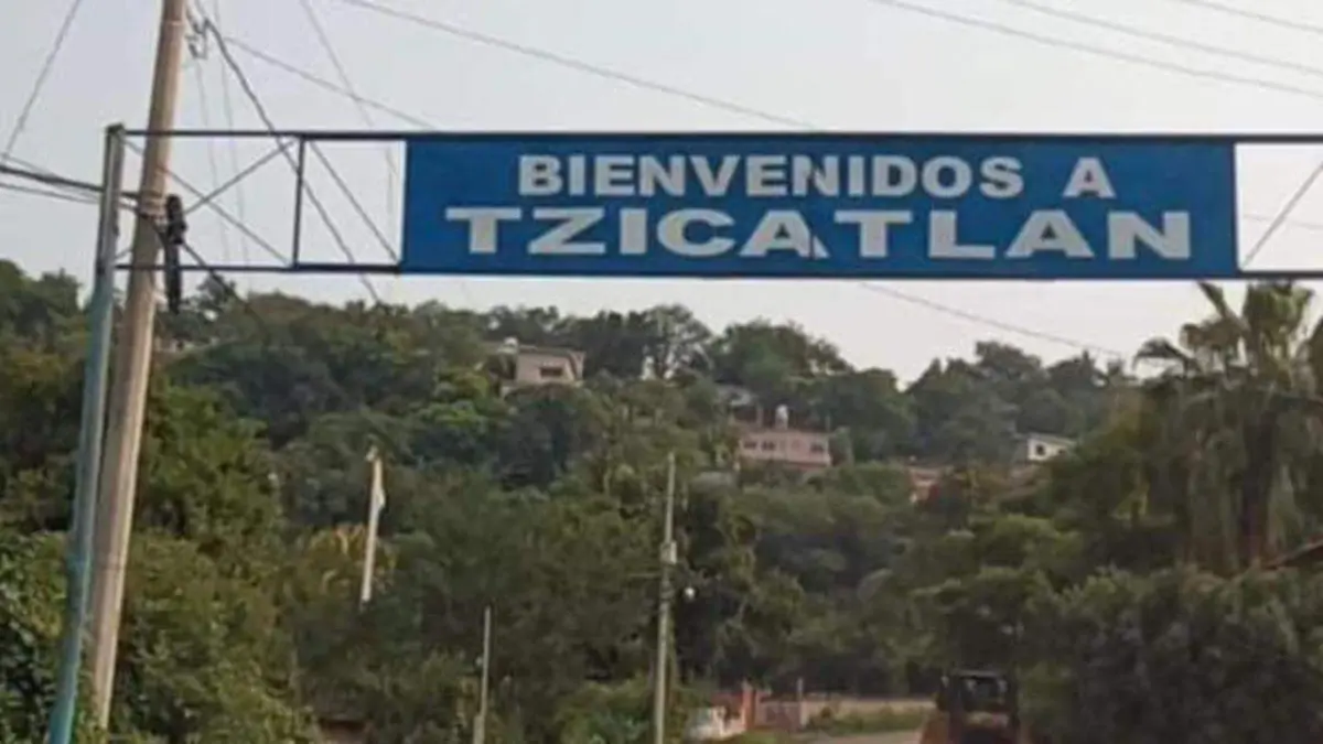 Vecinos de la localidad de Tzicatlán, perteneciente al municipio de Huehuetlán el Chico, reportaron los cuerpos de dos hombres