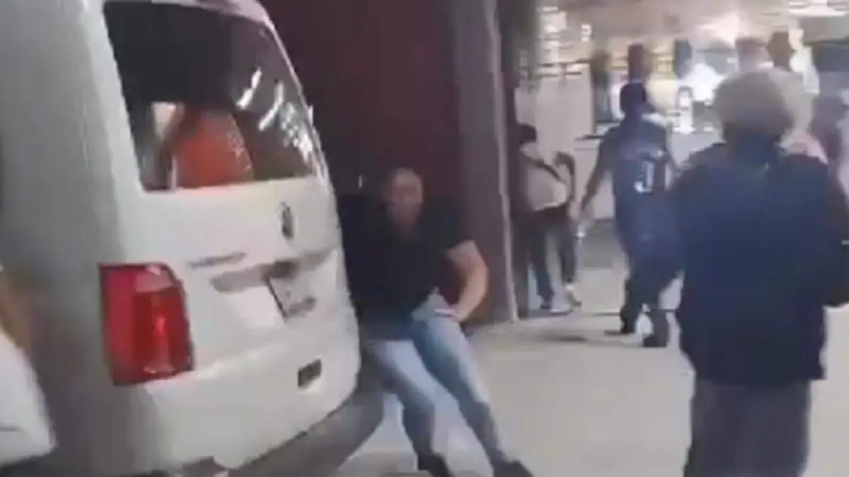 Los comerciantes se instalaban cuando ocurrió la agresión