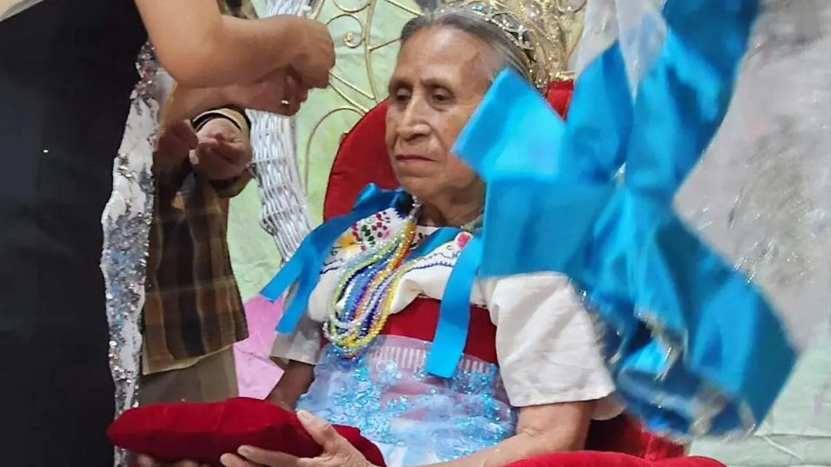 Isabel Márquez Romero, reina del Totonakú 2024
