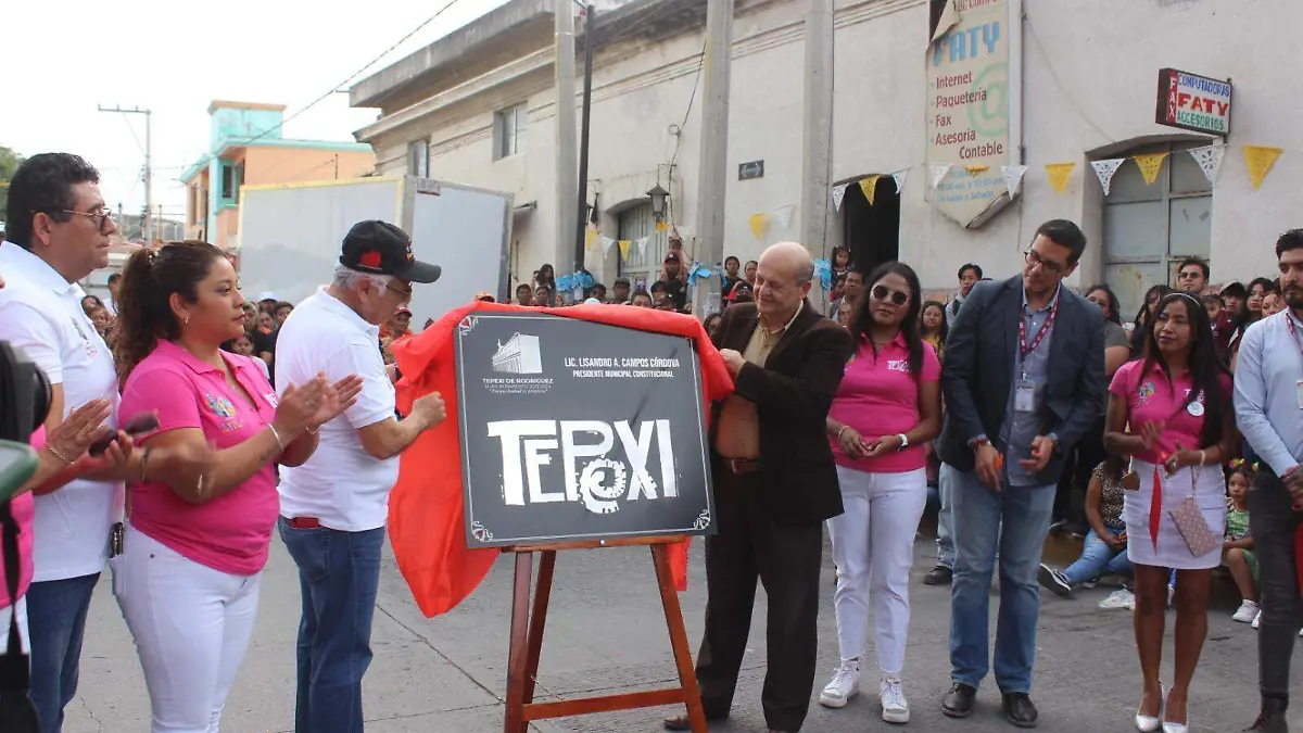FERIA DE TEPEXI 01 Yehimi Ceron
