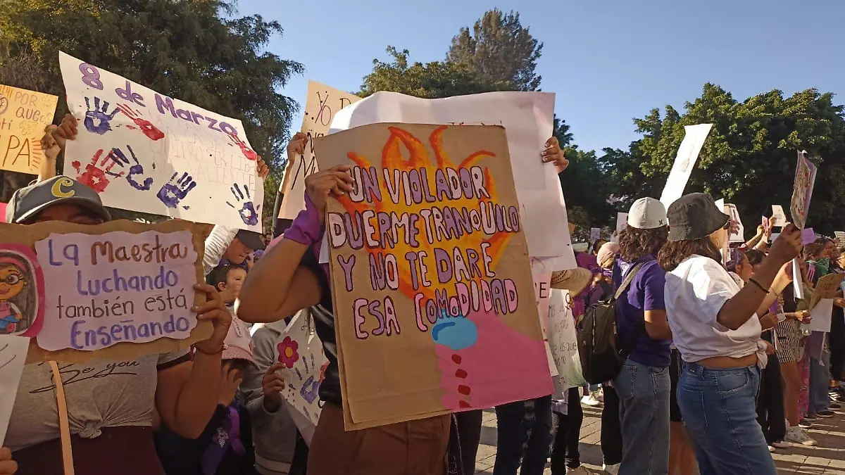 Más de mil mujeres de esta ciudad se sumaron a la movilización conmemorando el Día Internacional de la Mujer