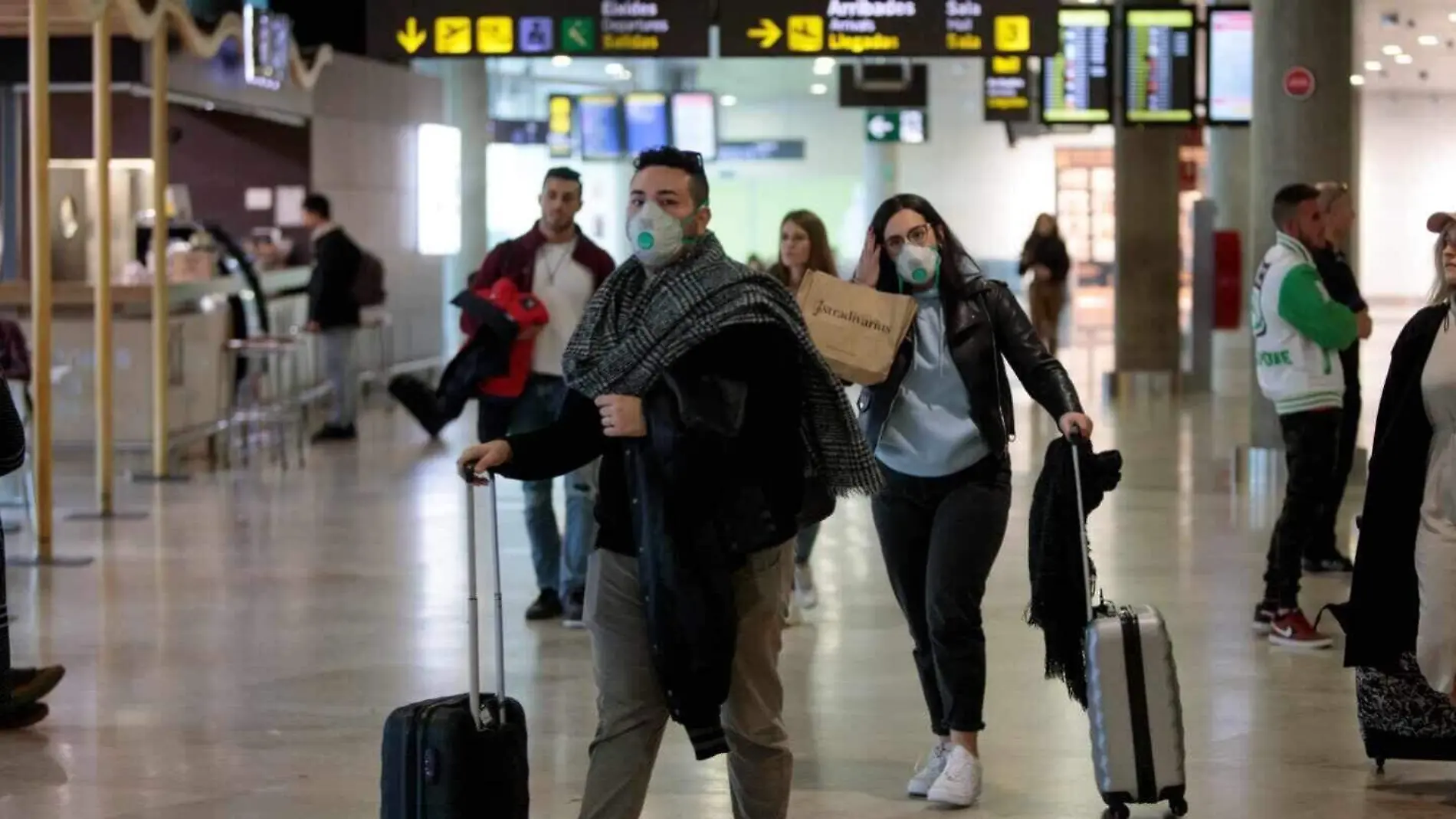 mascarilla-pasajeros-aeropuerto-efe-1440x808