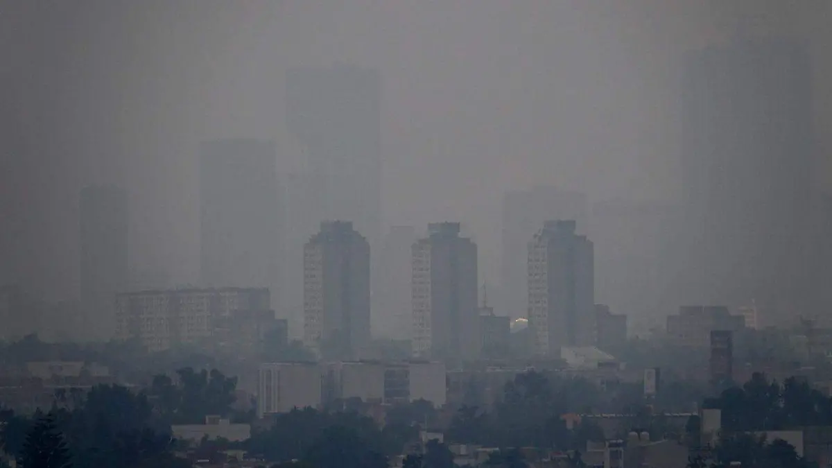 Esta concentración de ozono igual se produce por la posición del Valle de México