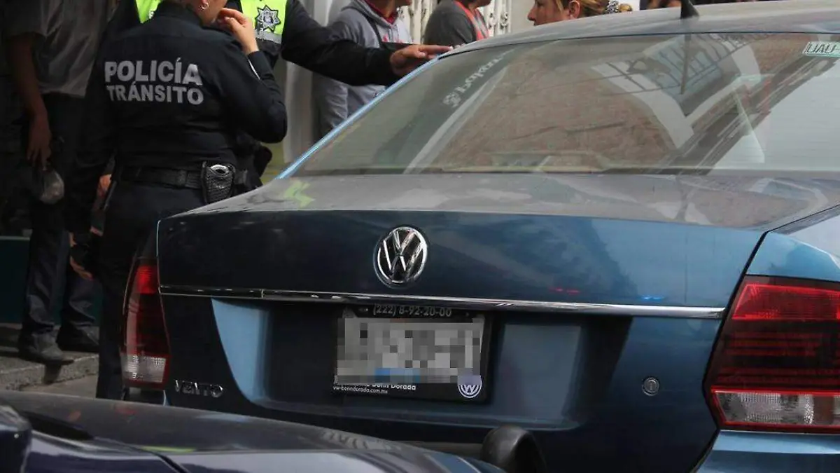 Con la implementación de las fotomultas en Puebla desde el sexenio de Rafael Moreno Valle, algunos conductores comenzaron a utilizar prácticas como el tallado de la cubierta de las placas