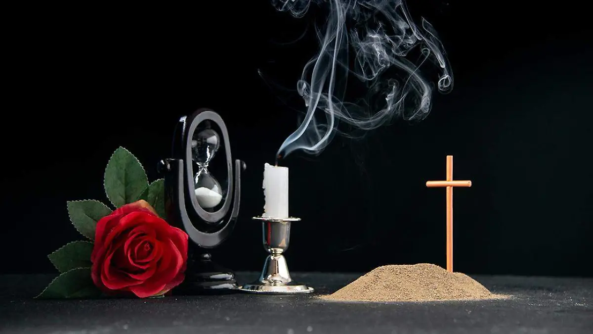 La muerte es uno de los momentos más difíciles y el cremar a un ser querido puede ser la opción para mantenerlo cerca
