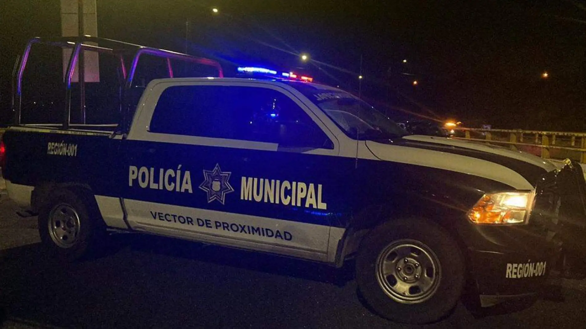 policía