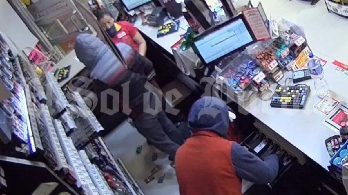 Asalto OXXO Valle Dorado 1