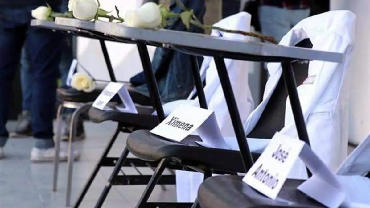 Asesinato universitarios