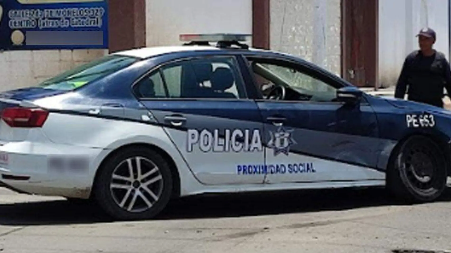 policía