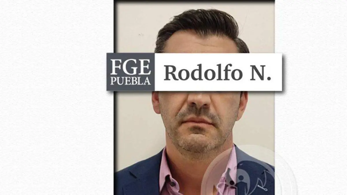 El arresto de dicho personaje estuvo a cargo de la policía federal ministerial en el área de migración en la puerta 1 de Aeropuerto Internacional de la Ciudad de México