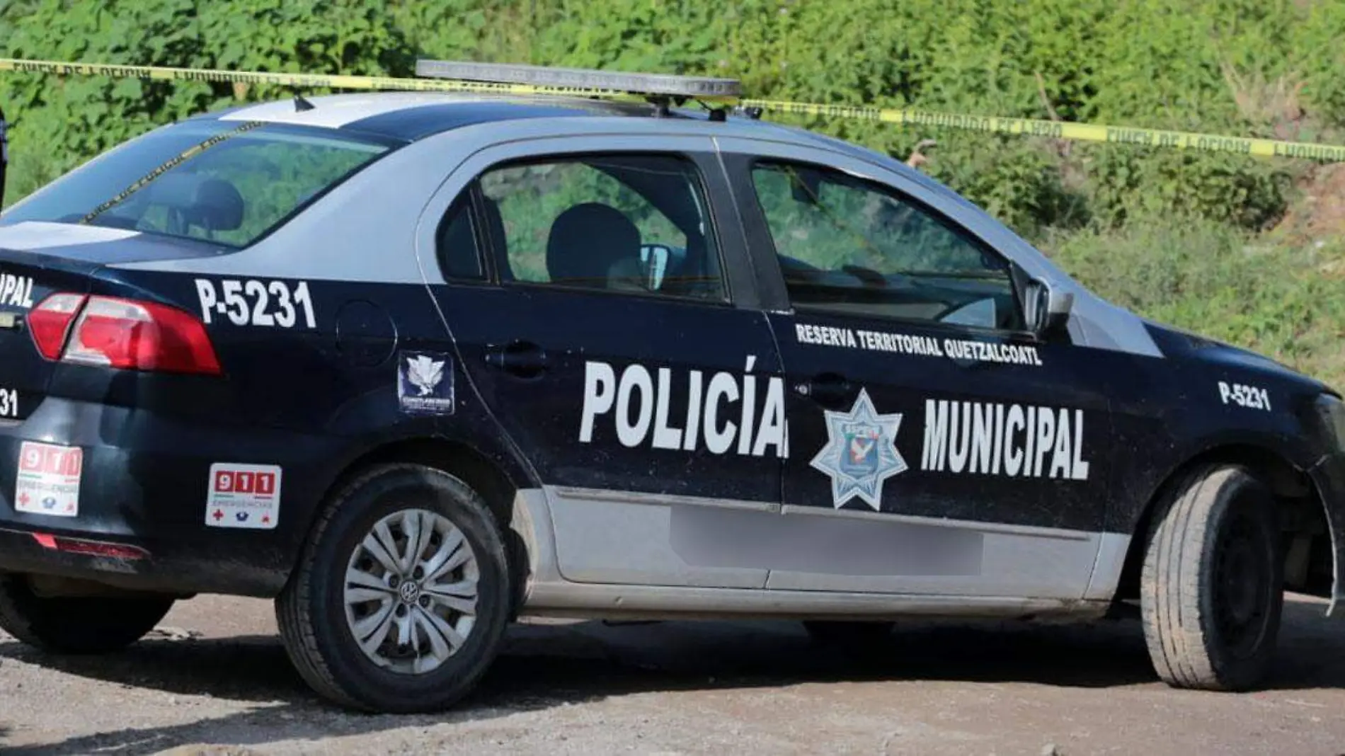 policía