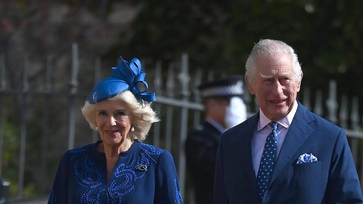 Luego del fallecimiento de Isabel II en septiembre del 2022, ascendió al trono del Reino Unido su hijo mayor Charles Philip Arthur George