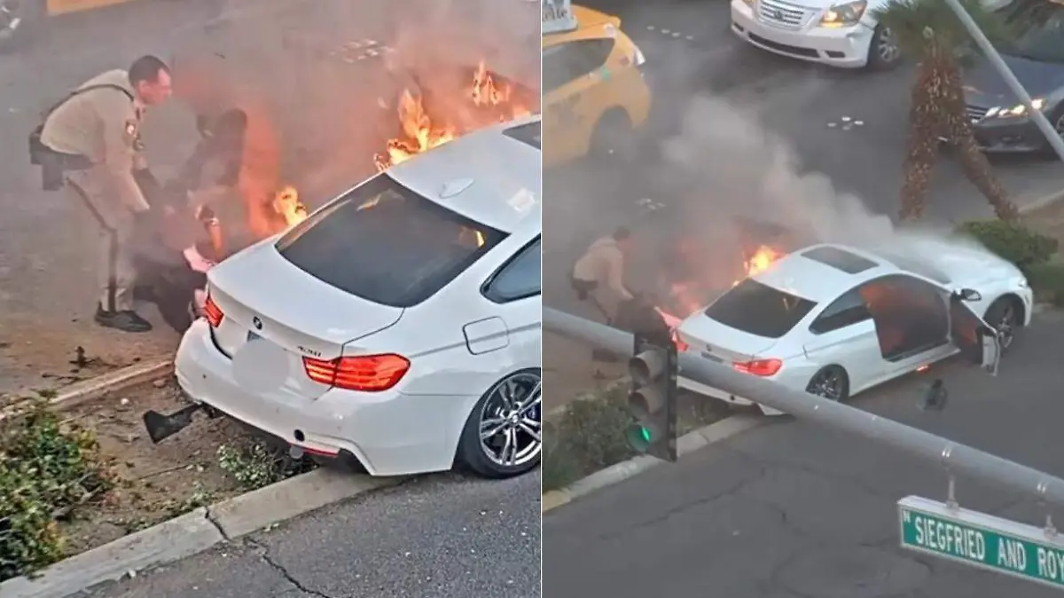 Policia rescata a persona de auto en llamas