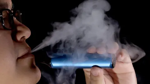 Contina la venta ilegal de vapeadores en Puebla, pese a decreto oficial -  El Sol de Puebla