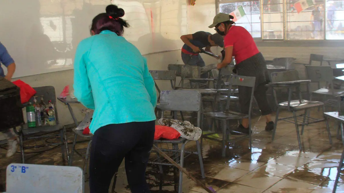 lluvias escuelas dañadas puebla1