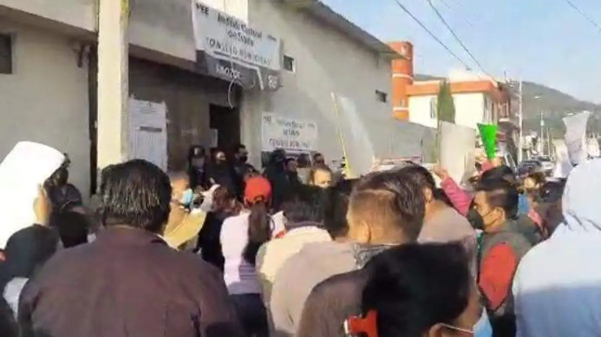 MANIFESTACION AMOZOC