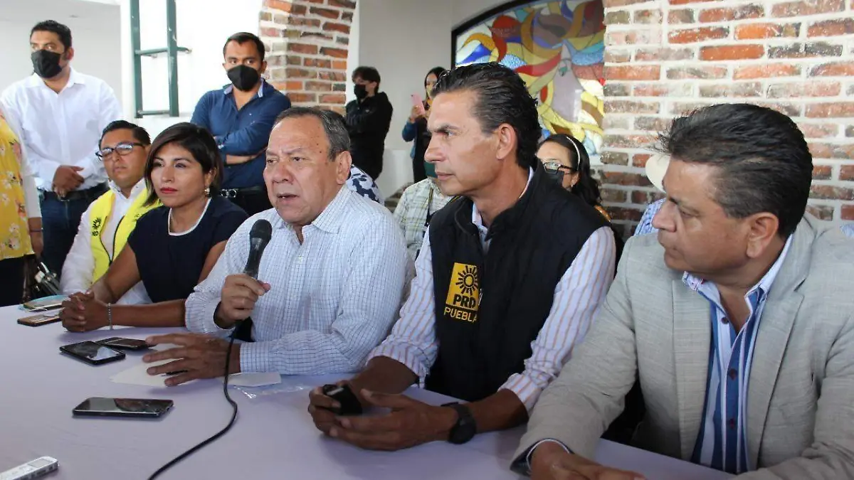 Respalda PRD a Eduardo Rivera para 2024