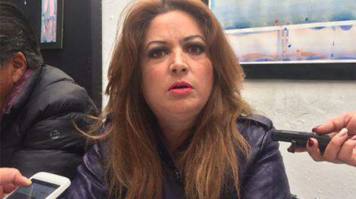 violeta-lagunes-471x314