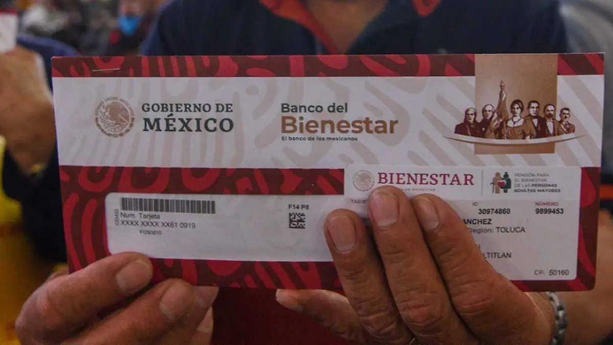 Desde hace unos meses la Secretaría del Bienestar comenzó el canje de tarjetas bancarias de beneficiarios