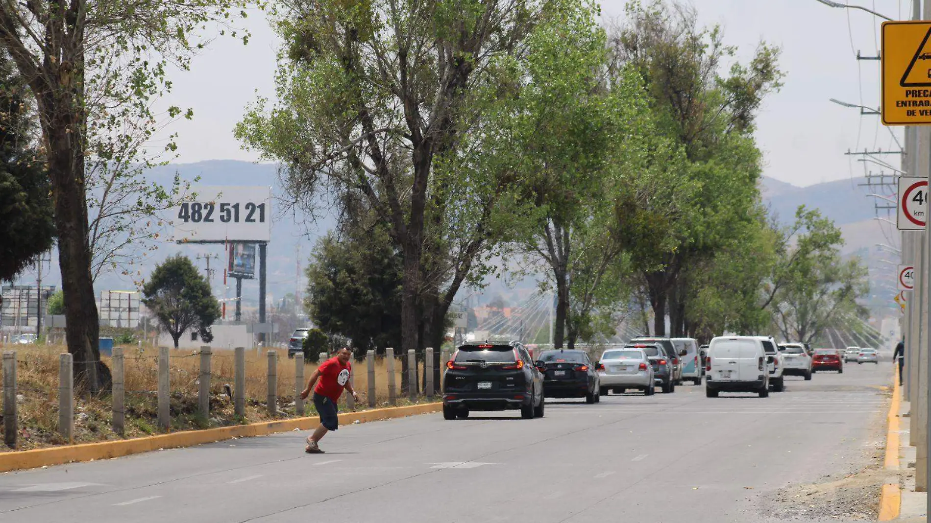 Conductores se pronuncian a favor, pero hay quienes están en contra de los límites de velocidad 