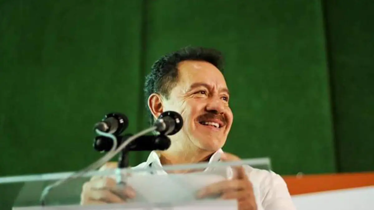 Se promociona el aspirante a la candidatura de Morena para la gubernatura del estado Ignacio Mier Velazco