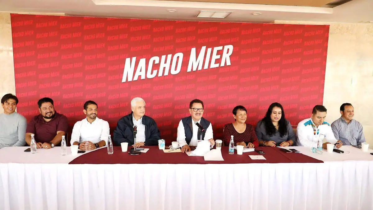 Mier Velazco minimiza celebración de Xóchitl Gálvez