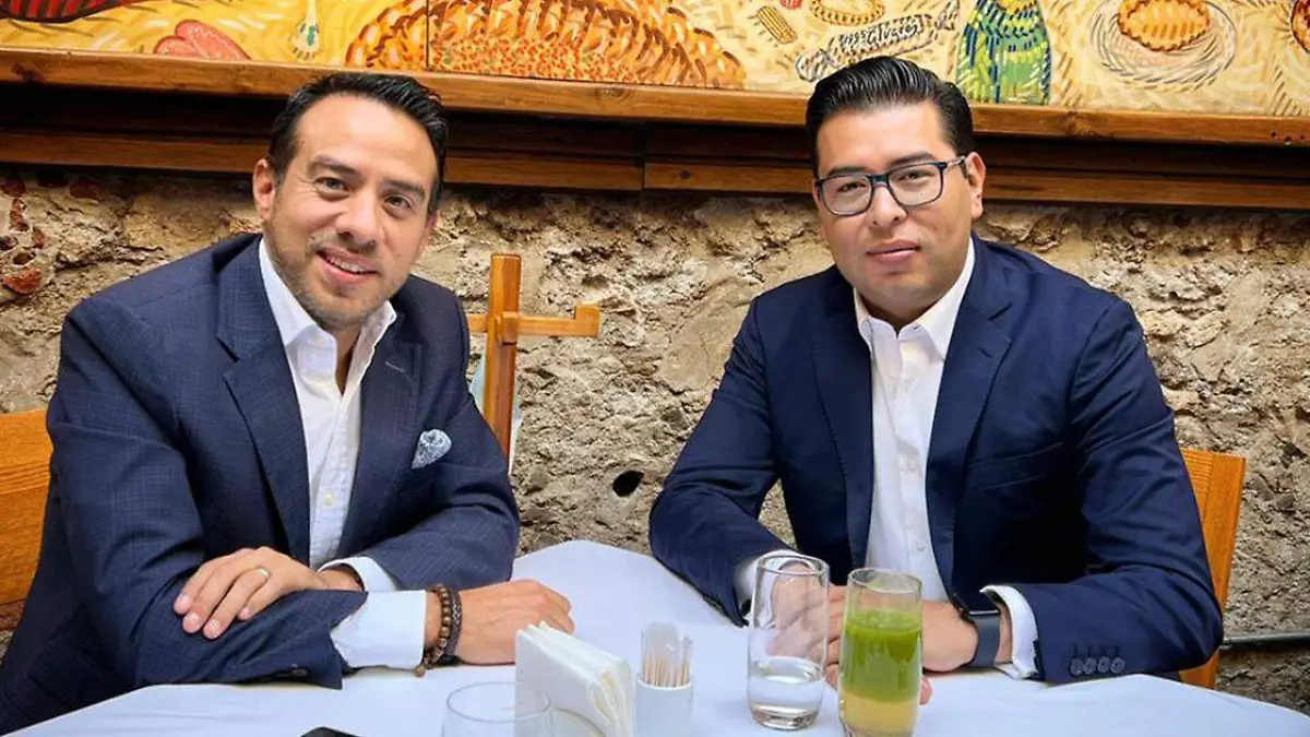 Oswaldo Jiménez López, y su homólogo del PRI, Néstor Camarillo Medina, se reconciliaron tras la confrontación que tuvieron por sus declaraciones