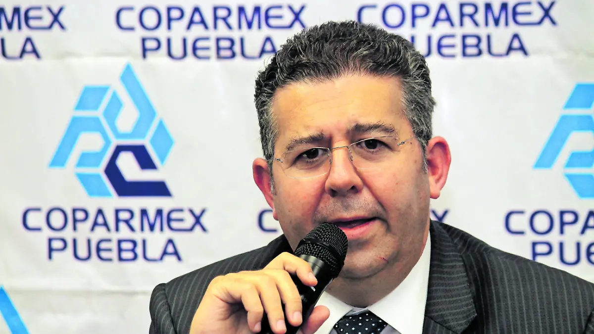 FERNANDO TREVInO-COPARMEX IVANV 150220190001_CMYK