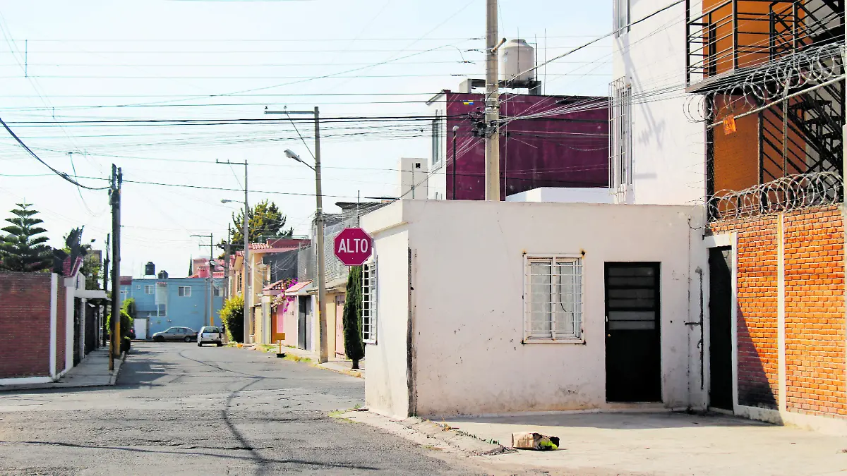 VECINOS GANDALLAS_CMYK (1)