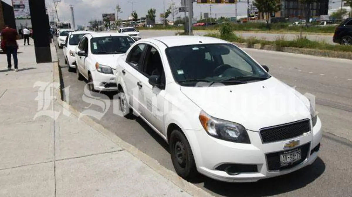 HISTORIA 1 Erik Guzman- Operativo en via Atlixcayotl y Periferico (1)