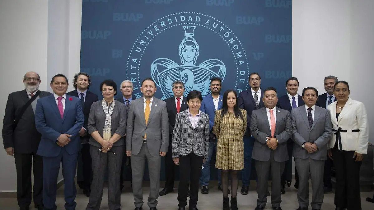 equipo lilia cedillo nueva