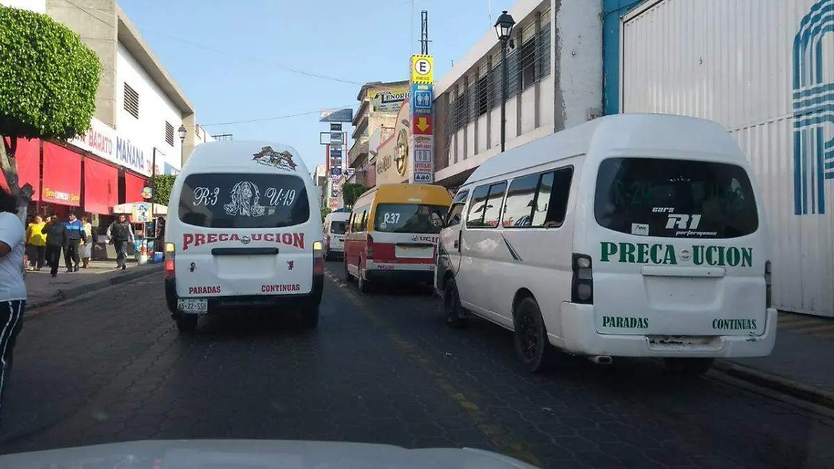 TRANSPORTE PÚBLICO TH (2 COLS DE 5