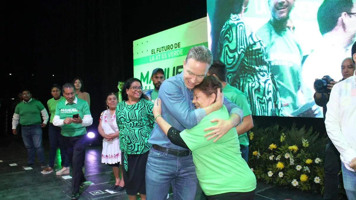 Manuel Velasco ofrece dar continuidad a programas de AMLO