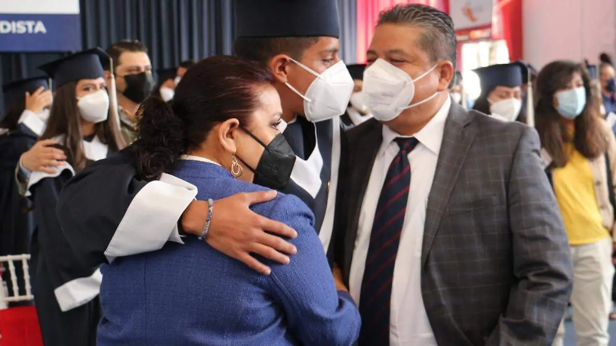 Se gradúa Generación 2022 de Prepas UMAD