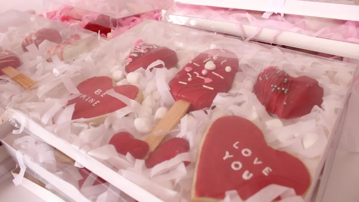 Endulza tu 14 de febrero con un ramo de conchas